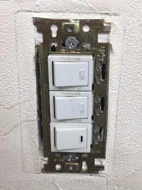 ホタルスイッチへの交換
